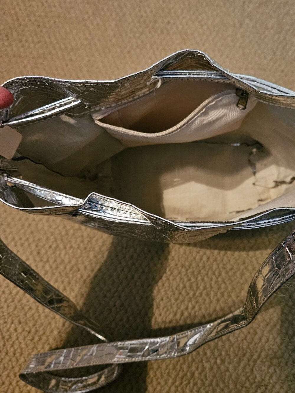Retro Silver Glam Shoulder Bag - Picture 3 of 11